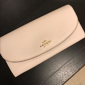 White Coach Wallet
